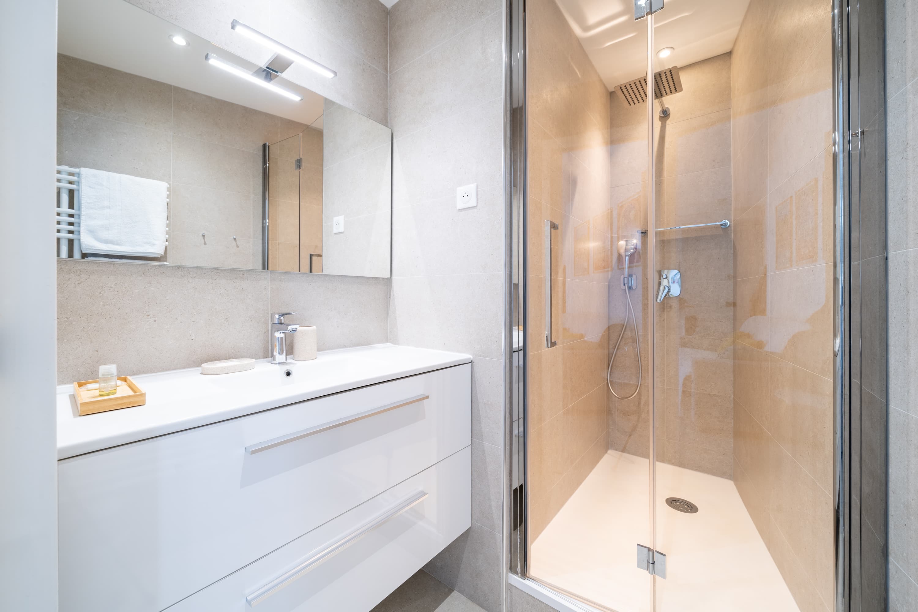 The Splendid Place – Massena - Image 5